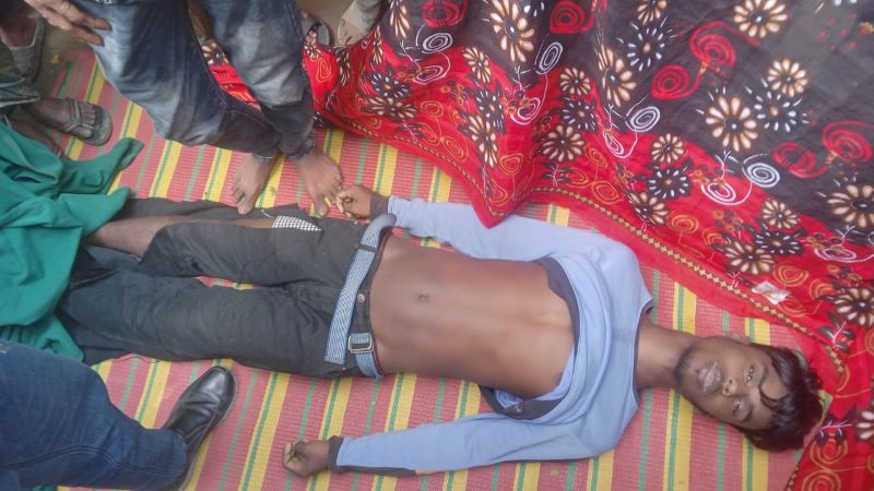 হিজল গাছে ঝুলছিল কিশোরের মরদেহ